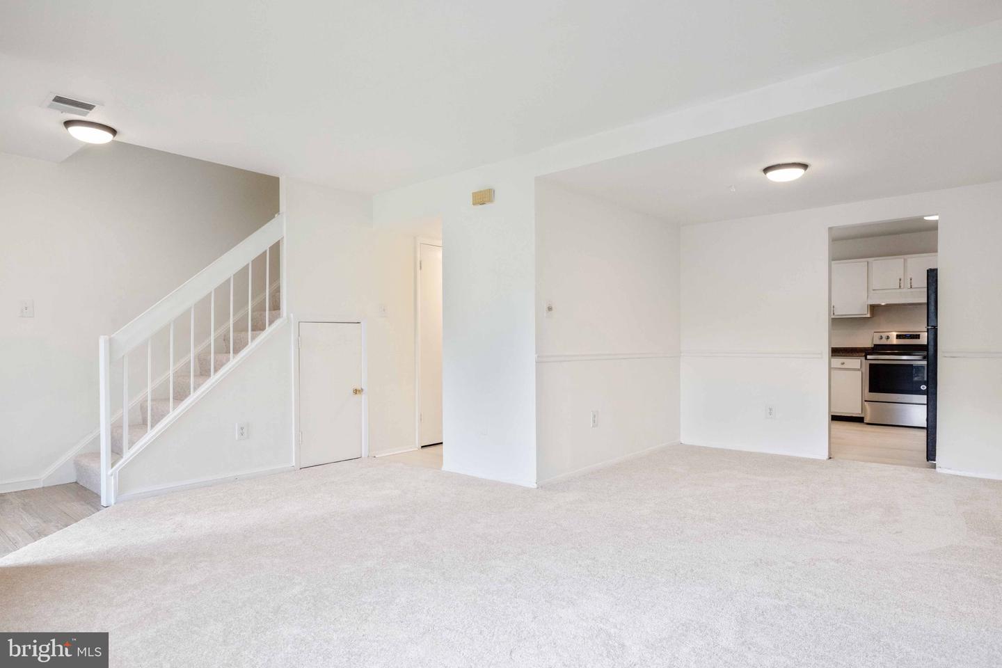 1126 SHANNON PL, HERNDON, Virginia 20170, 3 Bedrooms Bedrooms, ,2 BathroomsBathrooms,Residential,For sale,1126 SHANNON PL,VAFX2233802 MLS # VAFX2233802