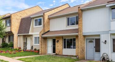 1126 SHANNON PL, HERNDON, Virginia 20170, 3 Bedrooms Bedrooms, ,2 BathroomsBathrooms,Residential,For sale,1126 SHANNON PL,VAFX2233802 MLS # VAFX2233802
