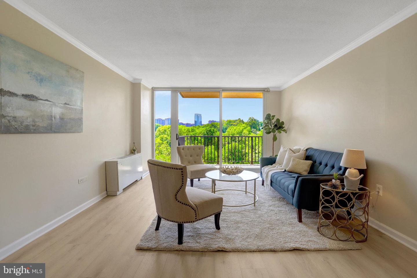 4600 S FOUR MILE RUN DR #720, ARLINGTON, Virginia 22204, 1 Bedroom Bedrooms, 1 Room Rooms,1 BathroomBathrooms,Residential,For sale,4600 S FOUR MILE RUN DR #720,VAAR2056104 MLS # VAAR2056104