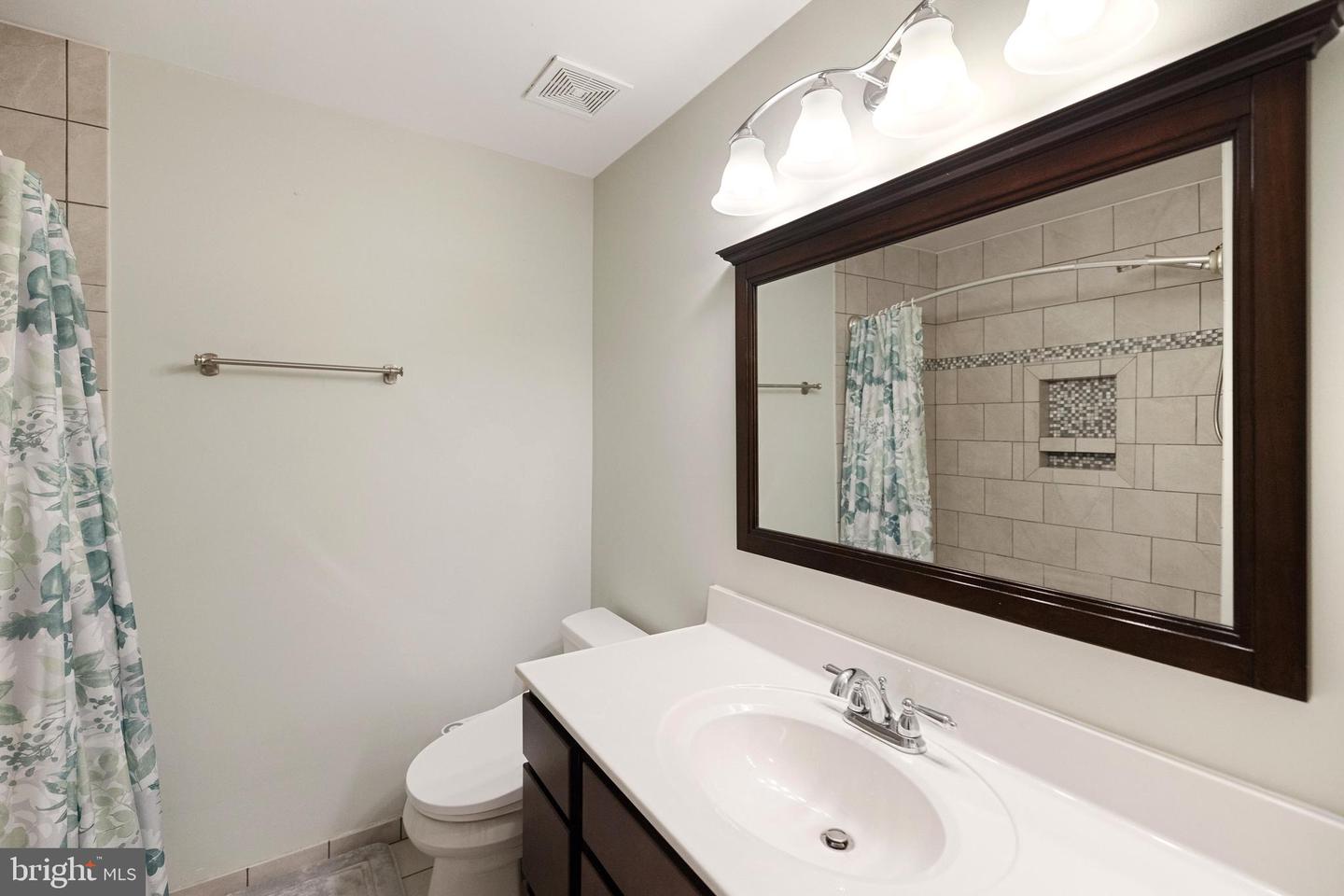 6312 MARY TODD LN, CENTREVILLE, Virginia 20121, 3 Bedrooms Bedrooms, ,3 BathroomsBathrooms,Residential,For sale,6312 MARY TODD LN,VAFX2234736 MLS # VAFX2234736