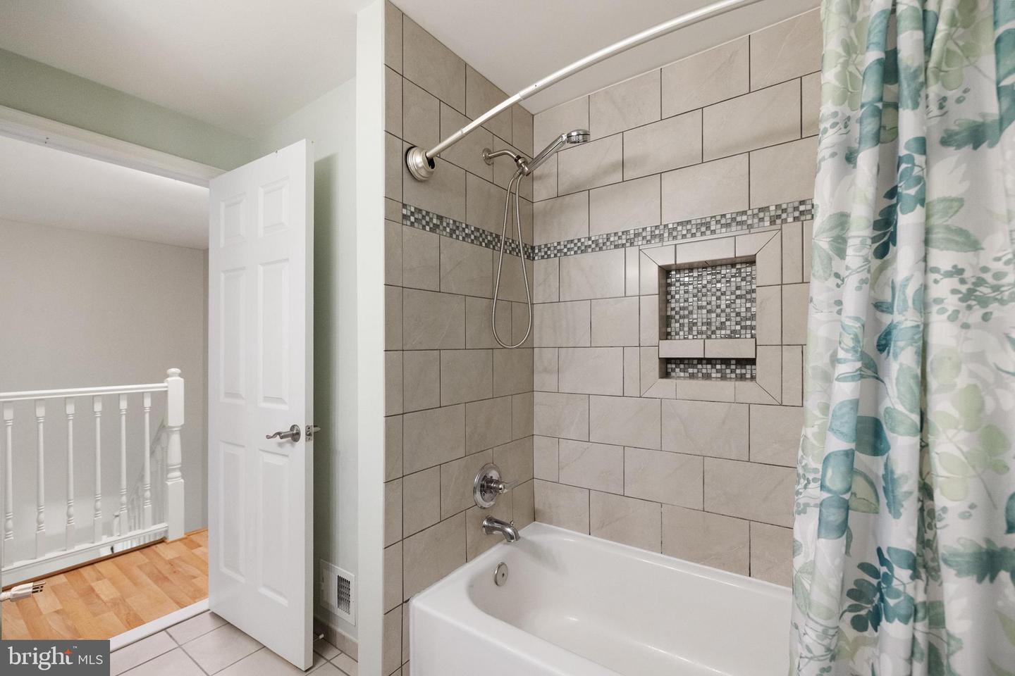 6312 MARY TODD LN, CENTREVILLE, Virginia 20121, 3 Bedrooms Bedrooms, ,3 BathroomsBathrooms,Residential,For sale,6312 MARY TODD LN,VAFX2234736 MLS # VAFX2234736