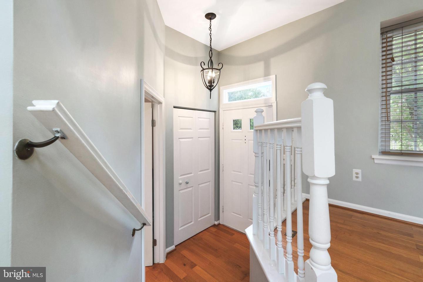 6312 MARY TODD LN, CENTREVILLE, Virginia 20121, 3 Bedrooms Bedrooms, ,3 BathroomsBathrooms,Residential,For sale,6312 MARY TODD LN,VAFX2234736 MLS # VAFX2234736