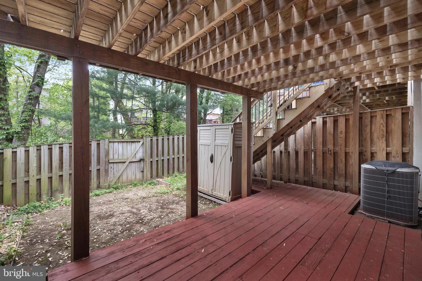 6312 MARY TODD LN, CENTREVILLE, Virginia 20121, 3 Bedrooms Bedrooms, ,3 BathroomsBathrooms,Residential,For sale,6312 MARY TODD LN,VAFX2234736 MLS # VAFX2234736