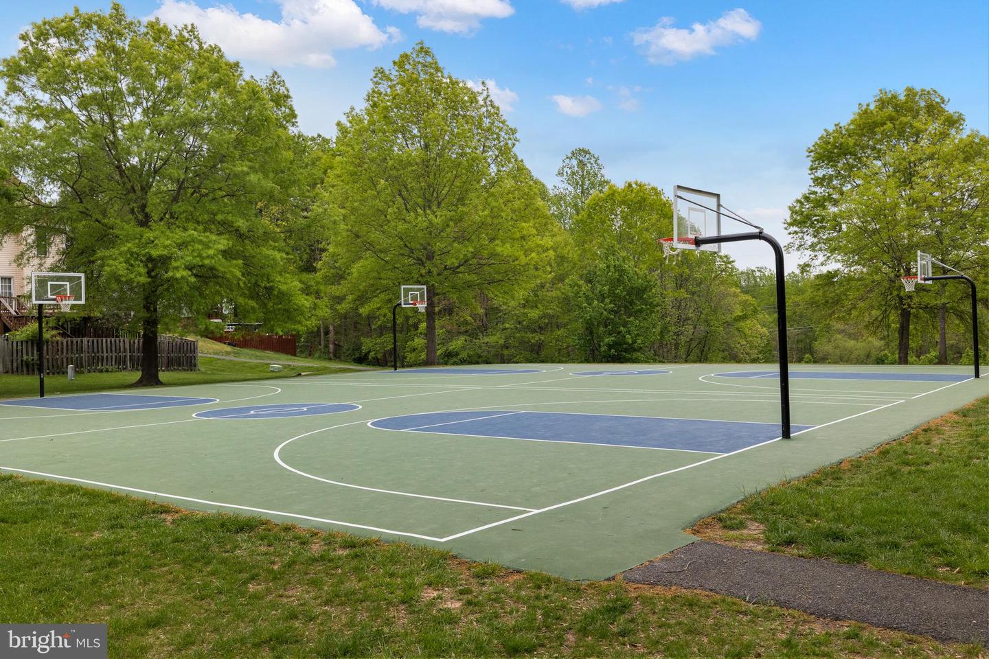6312 MARY TODD LN, CENTREVILLE, Virginia 20121, 3 Bedrooms Bedrooms, ,3 BathroomsBathrooms,Residential,For sale,6312 MARY TODD LN,VAFX2234736 MLS # VAFX2234736