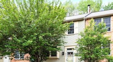 6312 MARY TODD LN, CENTREVILLE, Virginia 20121, 3 Bedrooms Bedrooms, ,3 BathroomsBathrooms,Residential,For sale,6312 MARY TODD LN,VAFX2234736 MLS # VAFX2234736