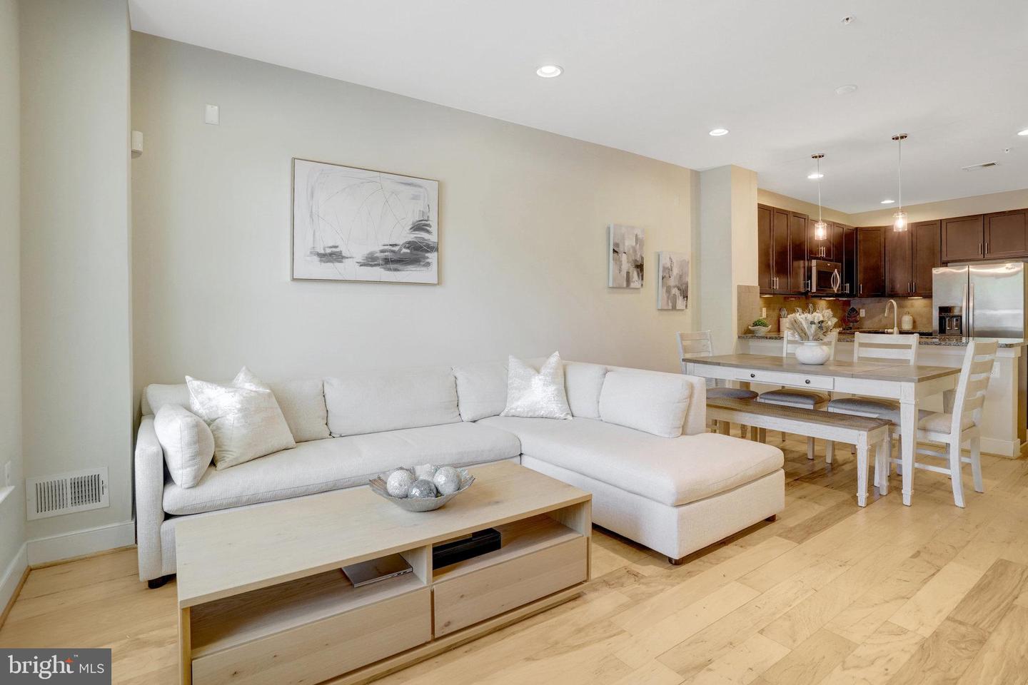 2205 RICHMOND HWY #101, ALEXANDRIA, Virginia 22301, 3 Bedrooms Bedrooms, ,2 BathroomsBathrooms,Residential,For sale,2205 RICHMOND HWY #101,VAAX2044232 MLS # VAAX2044232