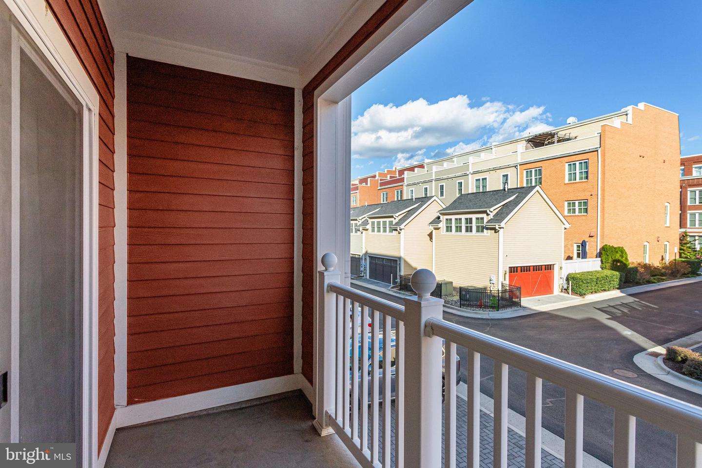 2205 RICHMOND HWY #101, ALEXANDRIA, Virginia 22301, 3 Bedrooms Bedrooms, ,2 BathroomsBathrooms,Residential,For sale,2205 RICHMOND HWY #101,VAAX2044232 MLS # VAAX2044232