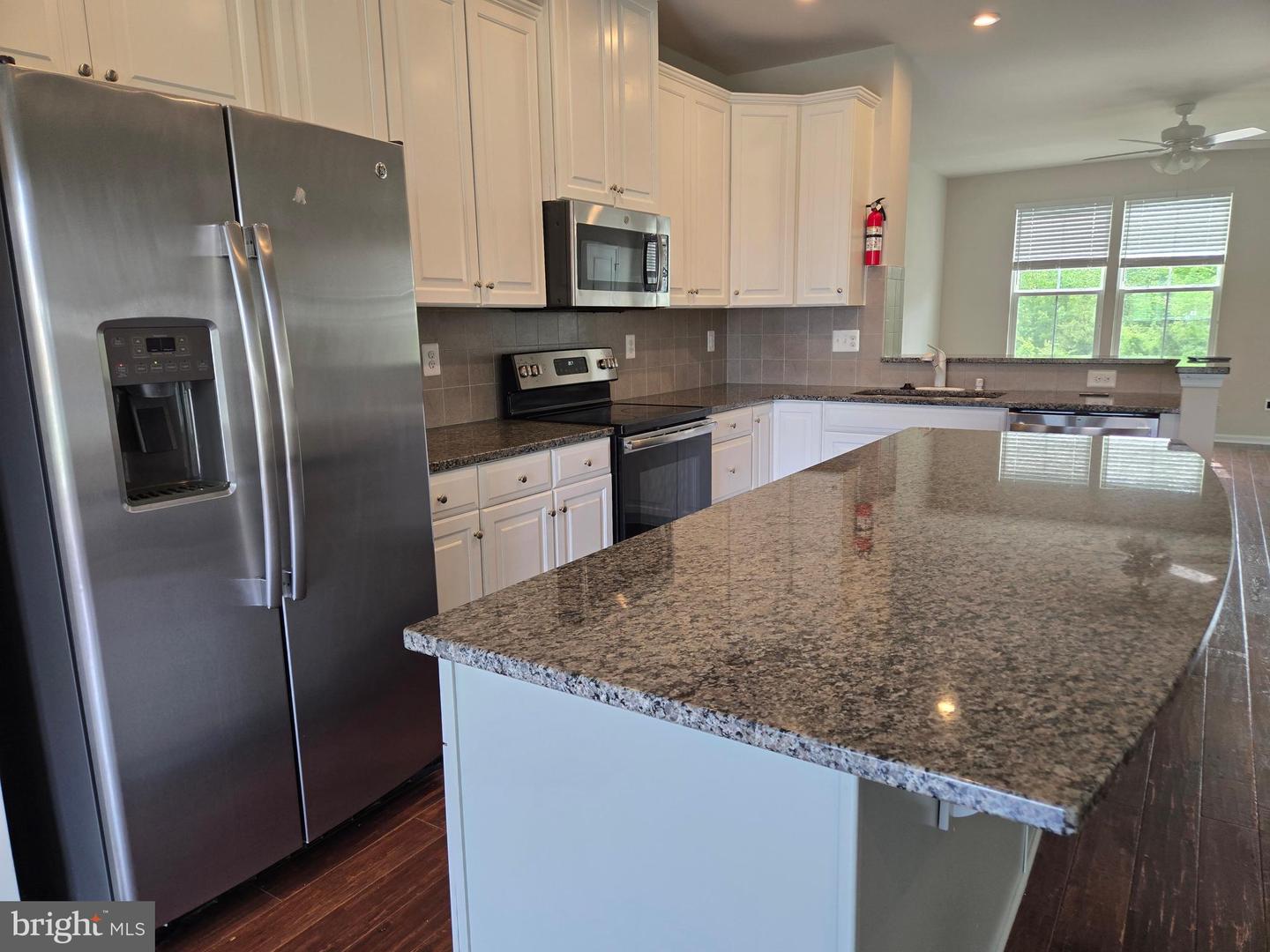 10653 HINTON WAY, MANASSAS, Virginia 20112, 4 Bedrooms Bedrooms, 6 Rooms Rooms,2 BathroomsBathrooms,Residential,For sale,10653 HINTON WAY,VAPW2092480 MLS # VAPW2092480