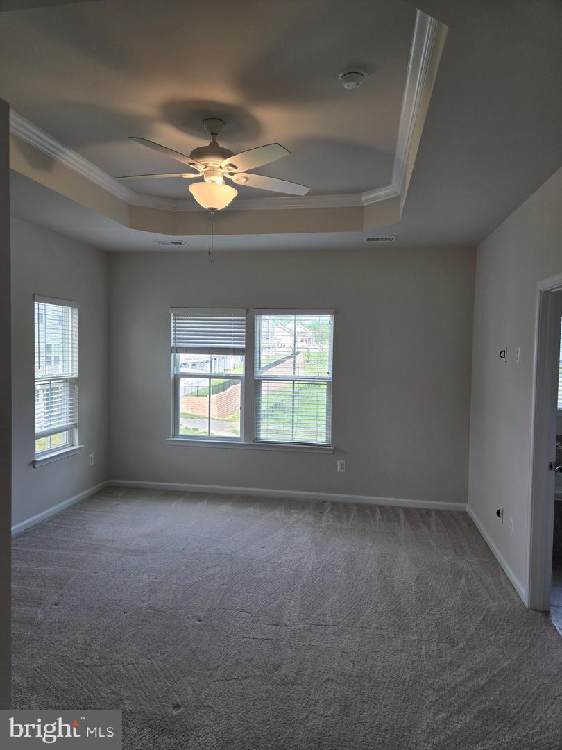 10653 HINTON WAY, MANASSAS, Virginia 20112, 4 Bedrooms Bedrooms, 6 Rooms Rooms,2 BathroomsBathrooms,Residential,For sale,10653 HINTON WAY,VAPW2092480 MLS # VAPW2092480