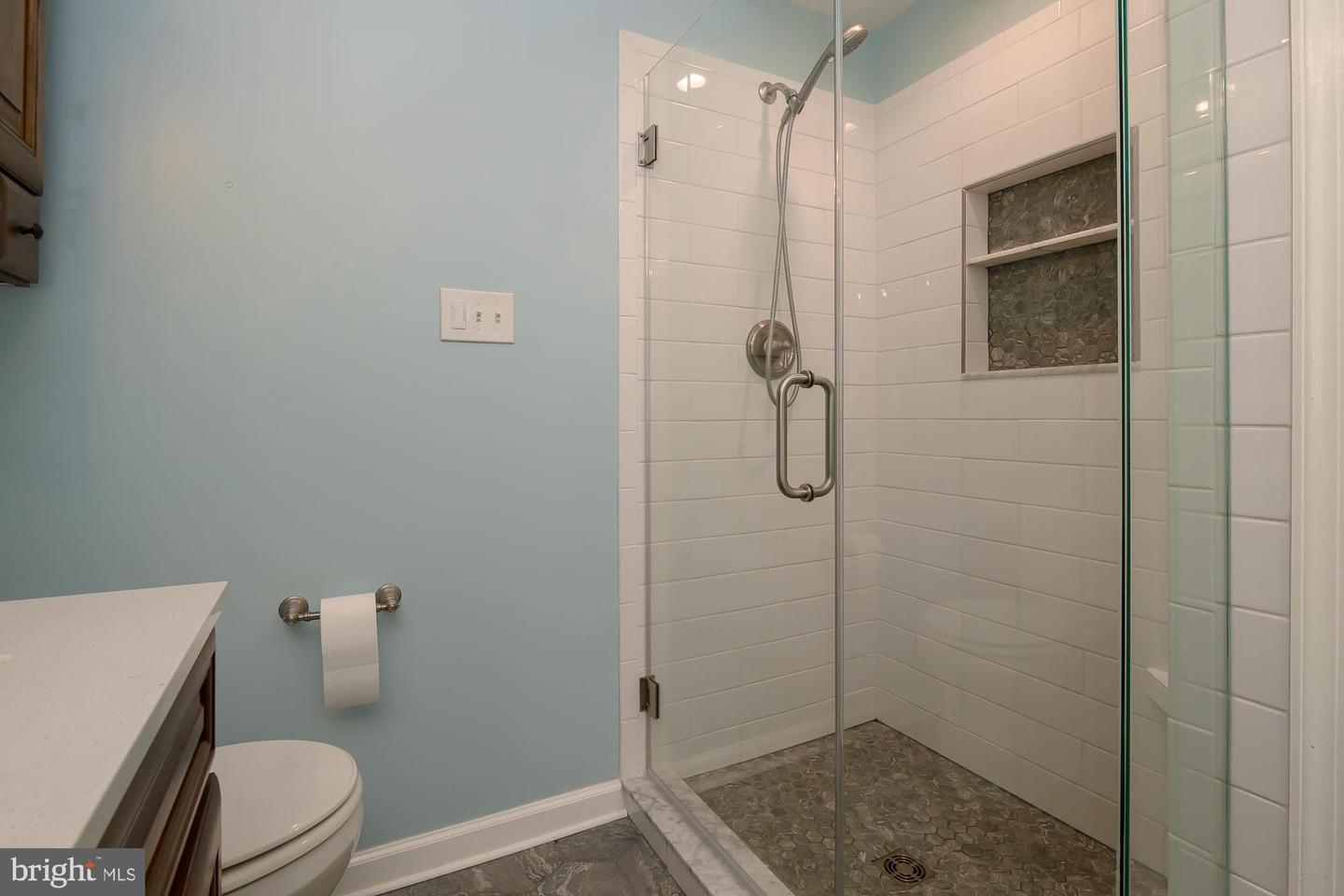 6869 RIDGE WATER CT, CENTREVILLE, Virginia 20121, 3 Bedrooms Bedrooms, ,2 BathroomsBathrooms,Residential,For sale,6869 RIDGE WATER CT,VAFX2235370 MLS # VAFX2235370