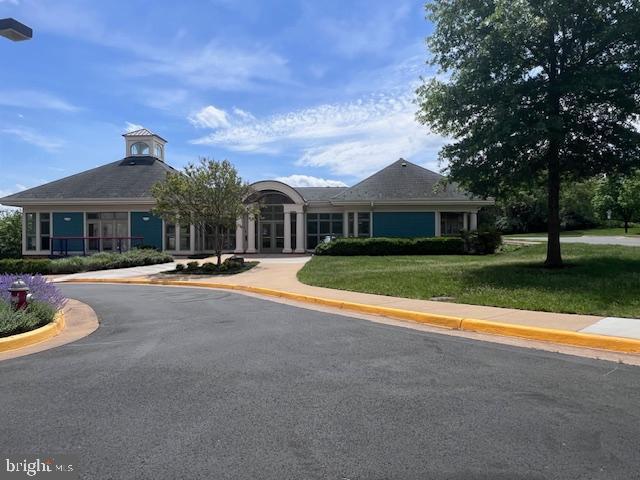 6869 RIDGE WATER CT, CENTREVILLE, Virginia 20121, 3 Bedrooms Bedrooms, ,2 BathroomsBathrooms,Residential,For sale,6869 RIDGE WATER CT,VAFX2235370 MLS # VAFX2235370
