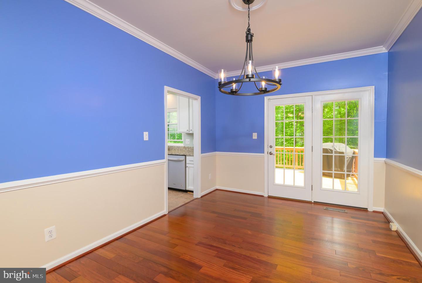 6869 RIDGE WATER CT, CENTREVILLE, Virginia 20121, 3 Bedrooms Bedrooms, ,2 BathroomsBathrooms,Residential,For sale,6869 RIDGE WATER CT,VAFX2235370 MLS # VAFX2235370