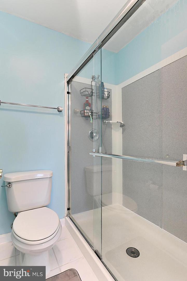 4341 ROLLING STONE WAY, ALEXANDRIA, Virginia 22306, 3 Bedrooms Bedrooms, ,2 BathroomsBathrooms,Residential,For sale,4341 ROLLING STONE WAY,VAFX2236174 MLS # VAFX2236174