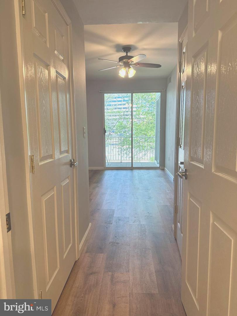 1645 INTERNATIONAL DR #108, MCLEAN, Virginia 22102, 1 Bedroom Bedrooms, ,1 BathroomBathrooms,Residential,For sale,1645 INTERNATIONAL DR #108,VAFX2237306 MLS # VAFX2237306