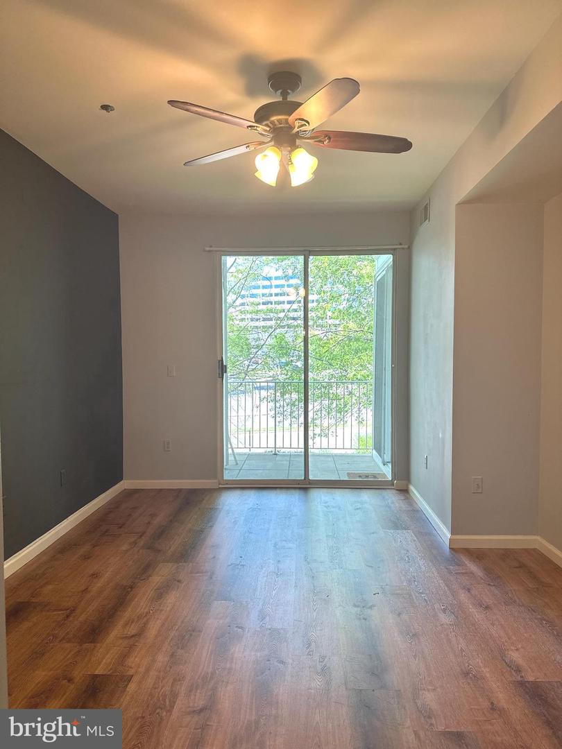 1645 INTERNATIONAL DR #108, MCLEAN, Virginia 22102, 1 Bedroom Bedrooms, ,1 BathroomBathrooms,Residential,For sale,1645 INTERNATIONAL DR #108,VAFX2237306 MLS # VAFX2237306