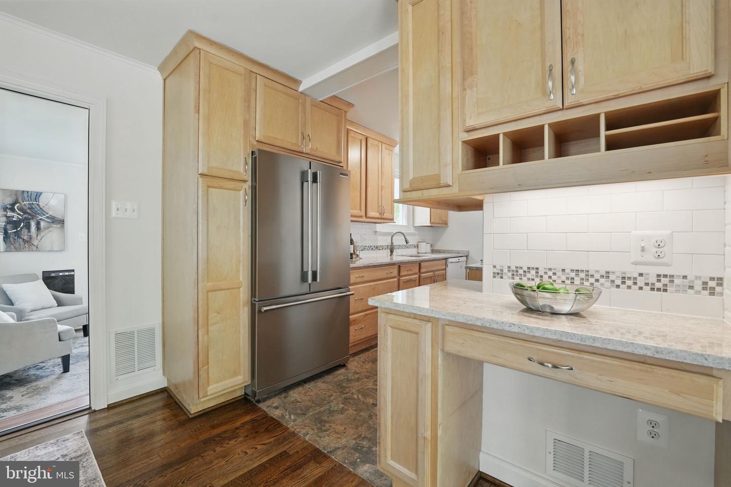 618 LAURA DR, FALLS CHURCH, Virginia 22046, 3 Bedrooms Bedrooms, ,1 BathroomBathrooms,Residential,For sale,618 LAURA DR,VAFA2002946 MLS # VAFA2002946