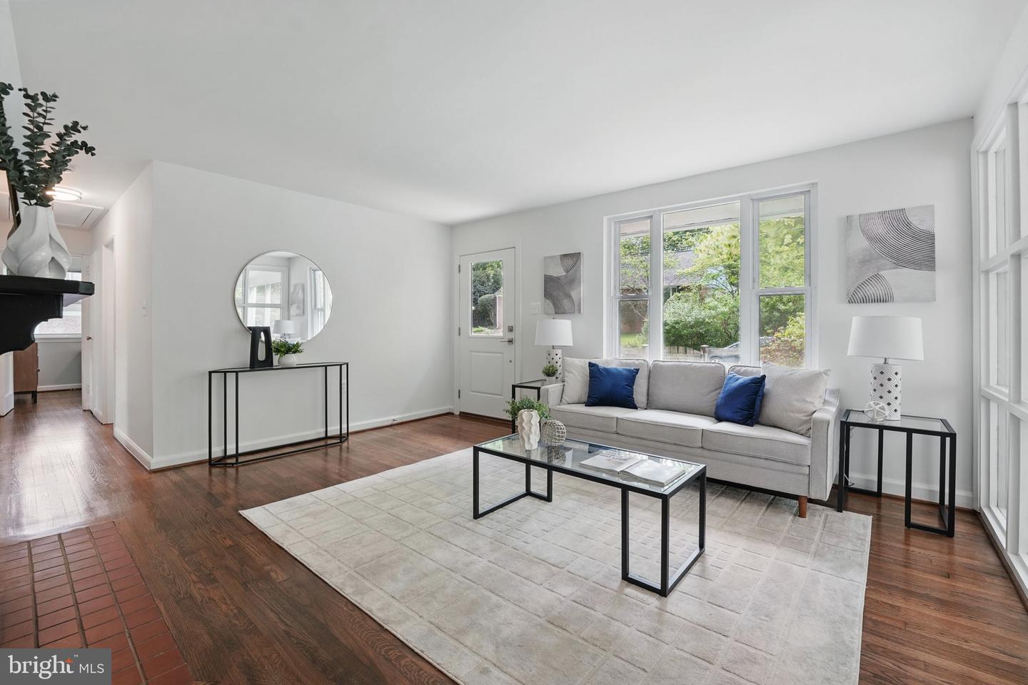618 LAURA DR, FALLS CHURCH, Virginia 22046, 3 Bedrooms Bedrooms, ,1 BathroomBathrooms,Residential,For sale,618 LAURA DR,VAFA2002946 MLS # VAFA2002946