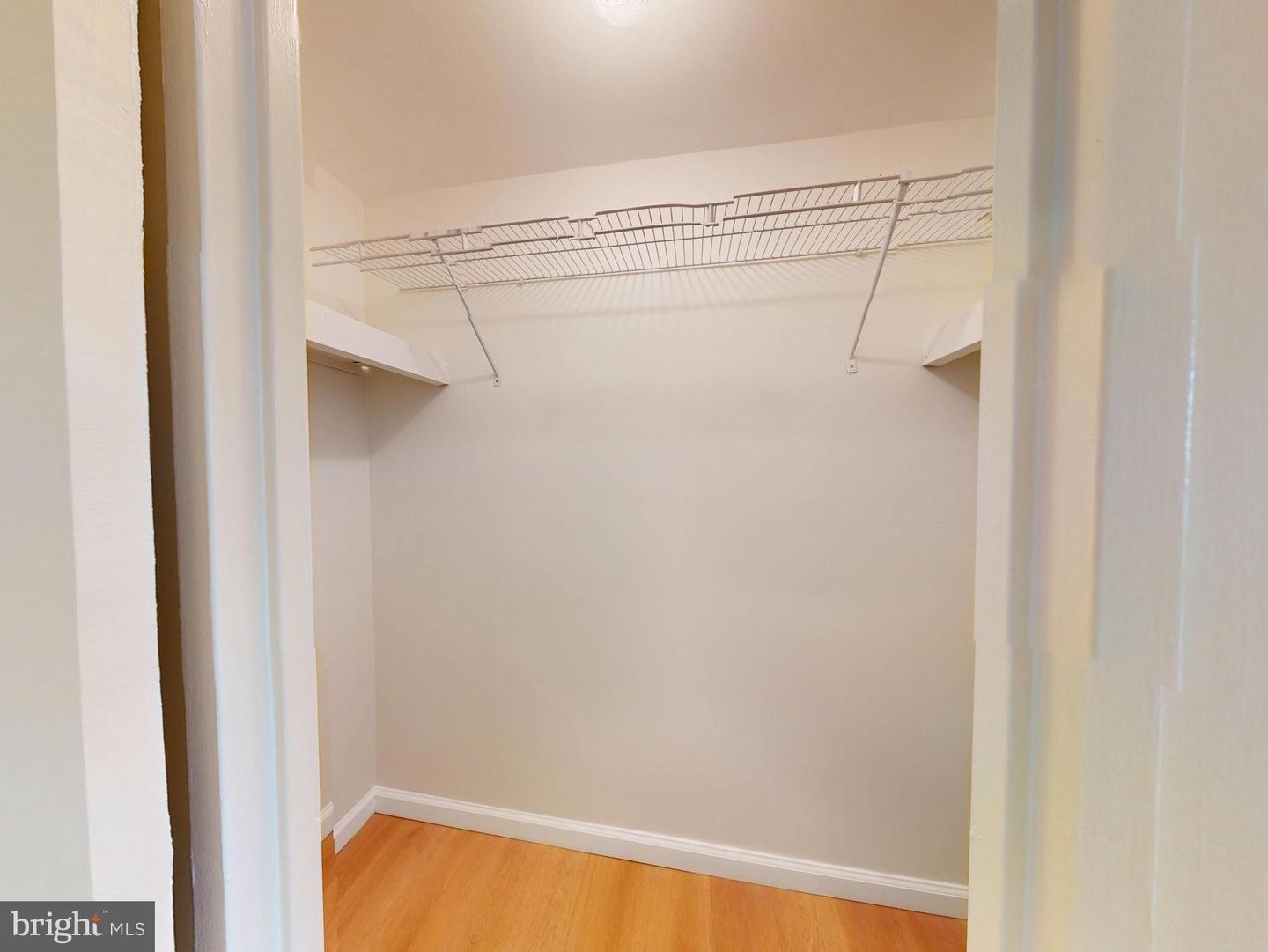 4600 DUKE ST #1018, ALEXANDRIA, Virginia 22304, ,1 BathroomBathrooms,Residential,For sale,4600 DUKE ST #1018,VAAX2044696 MLS # VAAX2044696