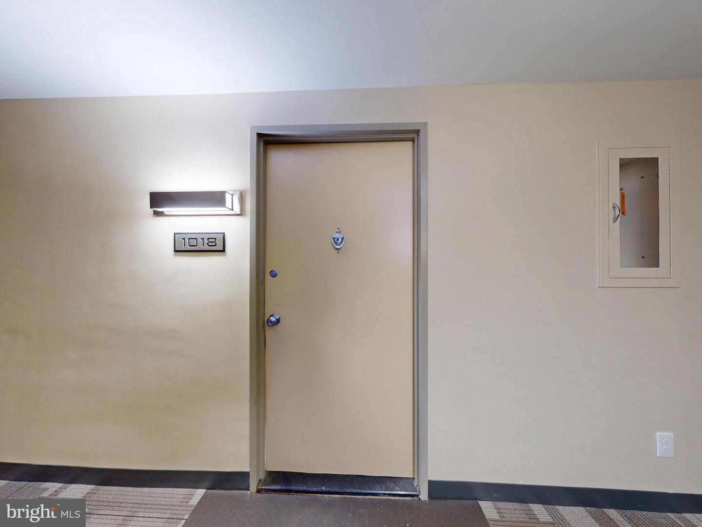 4600 DUKE ST #1018, ALEXANDRIA, Virginia 22304, ,1 BathroomBathrooms,Residential,For sale,4600 DUKE ST #1018,VAAX2044696 MLS # VAAX2044696