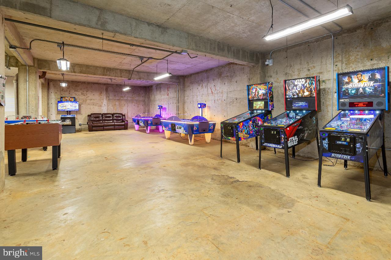 4600 DUKE ST #1018, ALEXANDRIA, Virginia 22304, ,1 BathroomBathrooms,Residential,For sale,4600 DUKE ST #1018,VAAX2044696 MLS # VAAX2044696