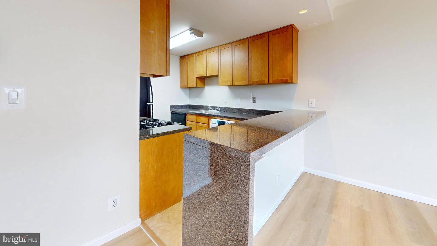 4600 DUKE ST #1018, ALEXANDRIA, Virginia 22304, ,1 BathroomBathrooms,Residential,For sale,4600 DUKE ST #1018,VAAX2044696 MLS # VAAX2044696