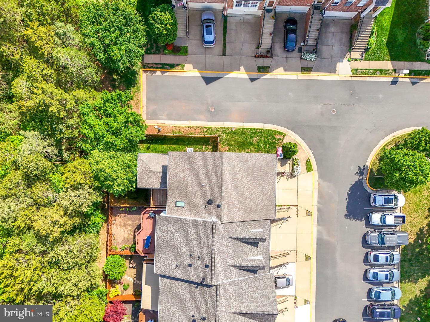 21158 ANGELA SQ, STERLING, Virginia 20166, 4 Bedrooms Bedrooms, ,3 BathroomsBathrooms,Residential,For sale,21158 ANGELA SQ,VALO2095100 MLS # VALO2095100