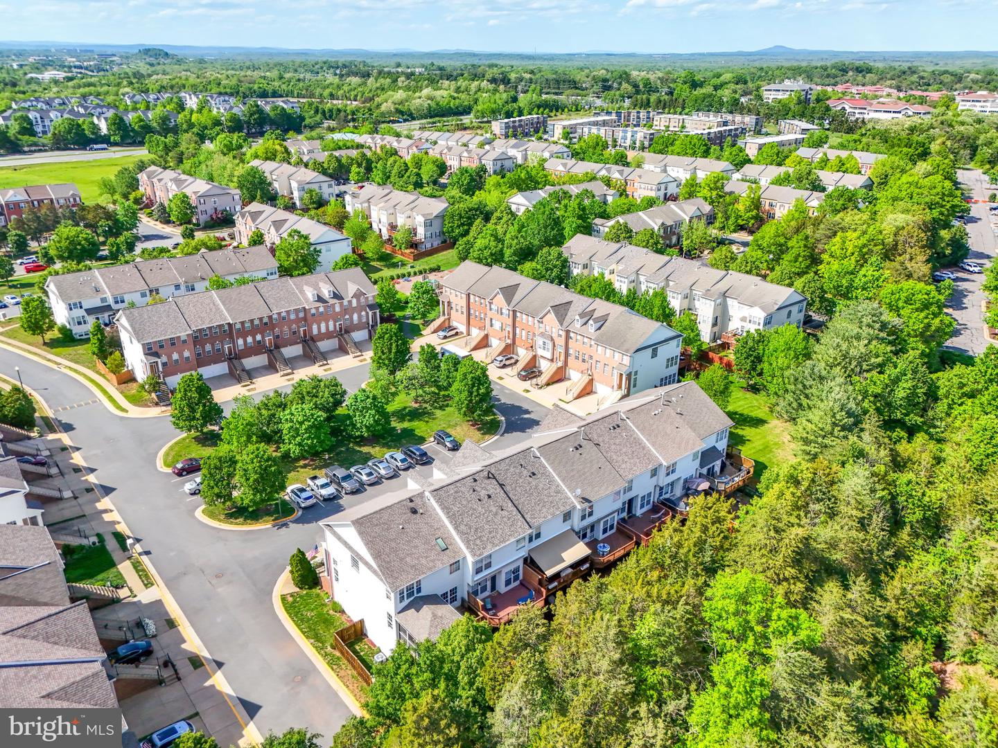 21158 ANGELA SQ, STERLING, Virginia 20166, 4 Bedrooms Bedrooms, ,3 BathroomsBathrooms,Residential,For sale,21158 ANGELA SQ,VALO2095100 MLS # VALO2095100