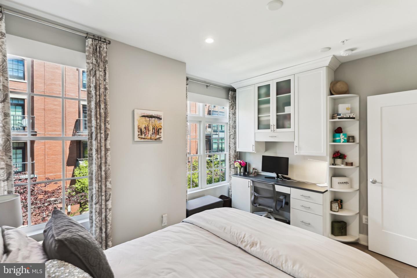 1701 16TH ST N #345-D, ARLINGTON, Virginia 22209, 2 Bedrooms Bedrooms, ,2 BathroomsBathrooms,Residential,For sale,1701 16TH ST N #345-D,VAAR2056782 MLS # VAAR2056782