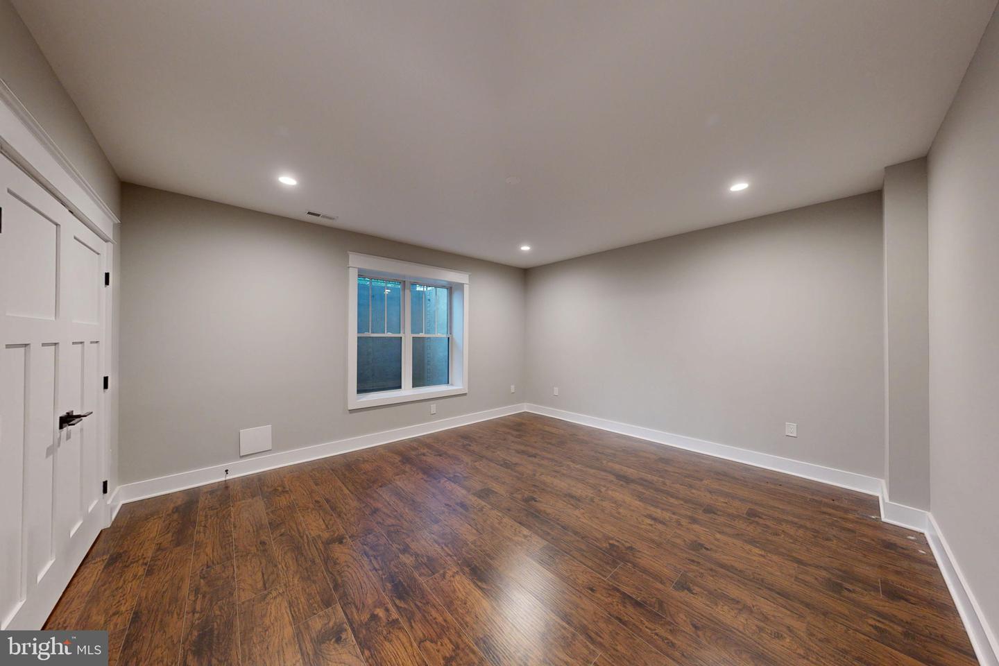 9222 BRIAN DR, VIENNA, Virginia 22180, 7 Bedrooms Bedrooms, ,6 BathroomsBathrooms,Residential,For sale,9222 BRIAN DR,VAFX2237790 MLS # VAFX2237790