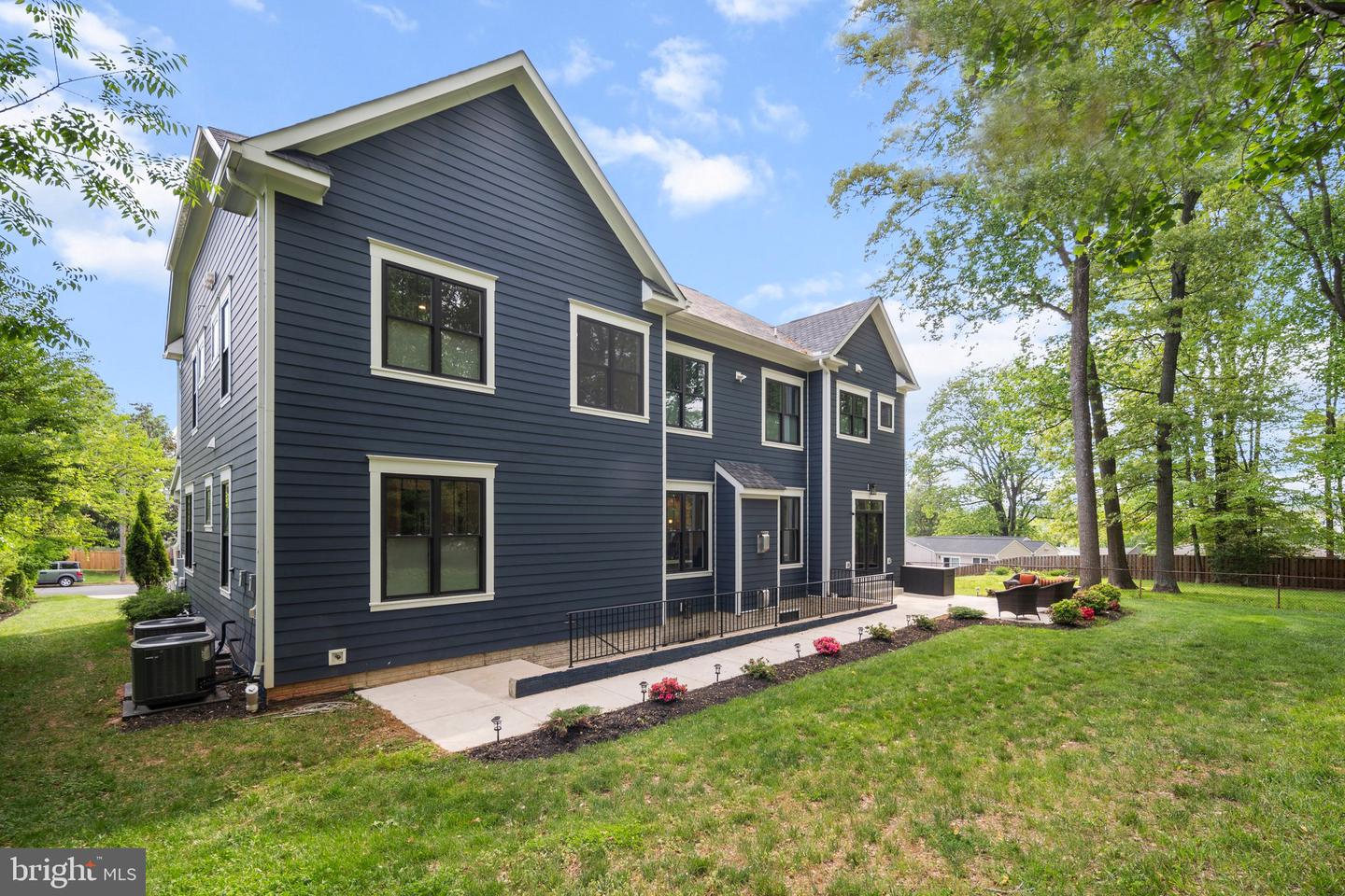 9222 BRIAN DR, VIENNA, Virginia 22180, 7 Bedrooms Bedrooms, ,6 BathroomsBathrooms,Residential,For sale,9222 BRIAN DR,VAFX2237790 MLS # VAFX2237790