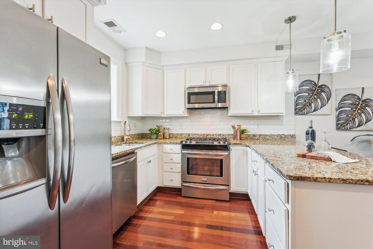 519 SOMERSET PL NW, WASHINGTON, District Of Columbia 20011, 3 Bedrooms Bedrooms, ,2 BathroomsBathrooms,Residential,For sale,519 SOMERSET PL NW,DCDC2198156 MLS # DCDC2198156