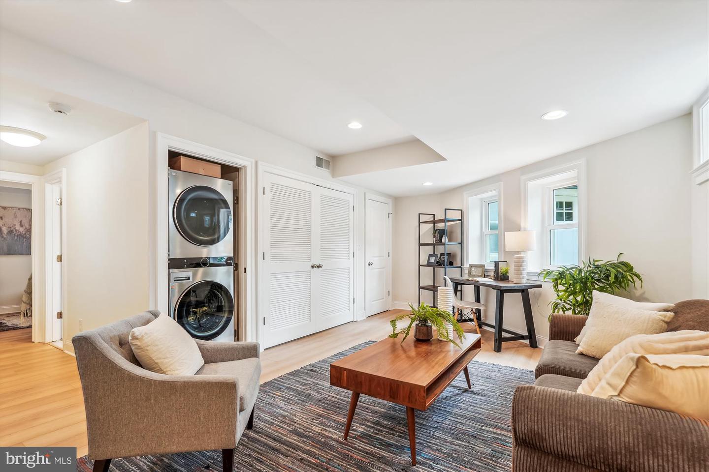 519 SOMERSET PL NW, WASHINGTON, District Of Columbia 20011, 3 Bedrooms Bedrooms, ,2 BathroomsBathrooms,Residential,For sale,519 SOMERSET PL NW,DCDC2198156 MLS # DCDC2198156