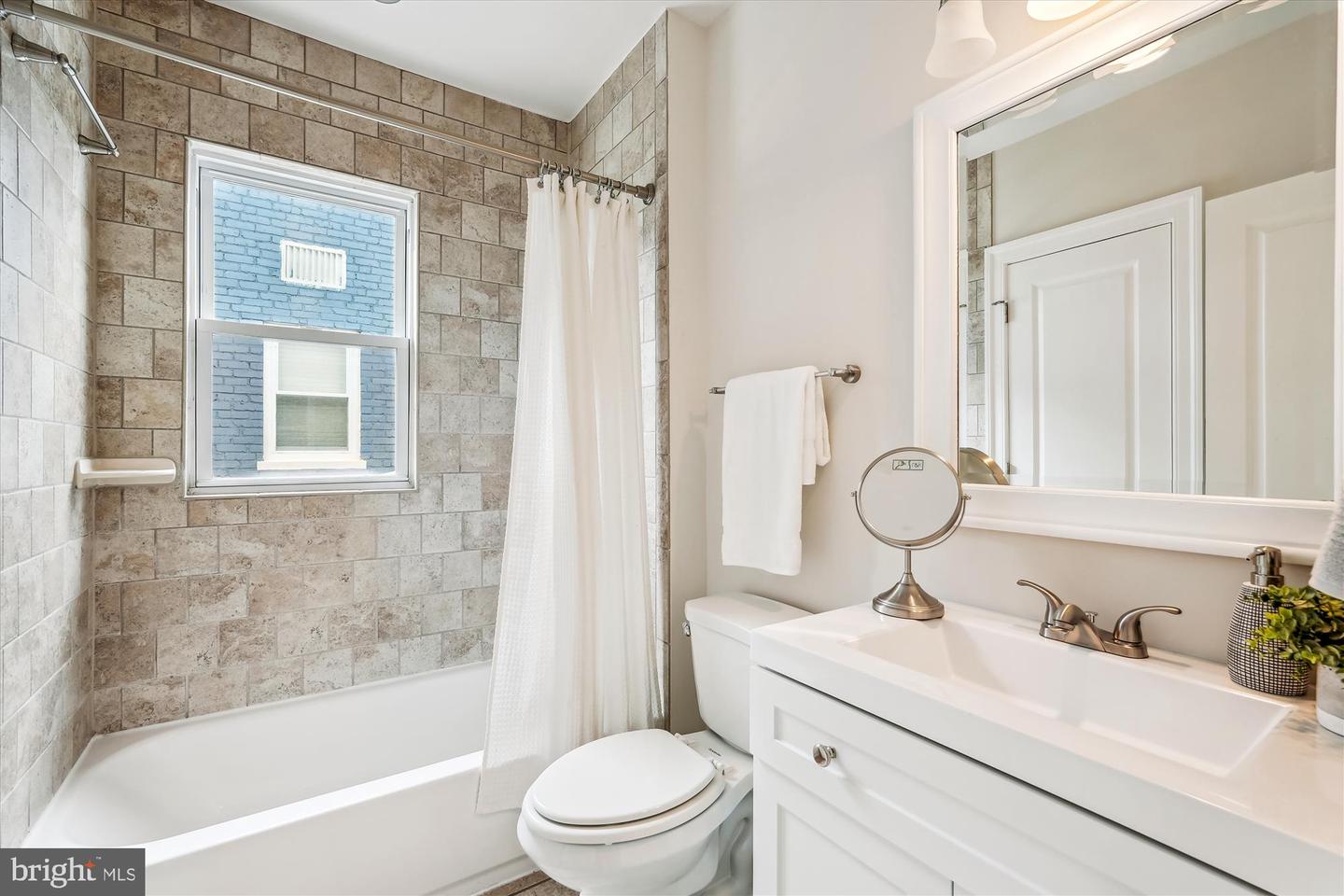 519 SOMERSET PL NW, WASHINGTON, District Of Columbia 20011, 3 Bedrooms Bedrooms, ,2 BathroomsBathrooms,Residential,For sale,519 SOMERSET PL NW,DCDC2198156 MLS # DCDC2198156