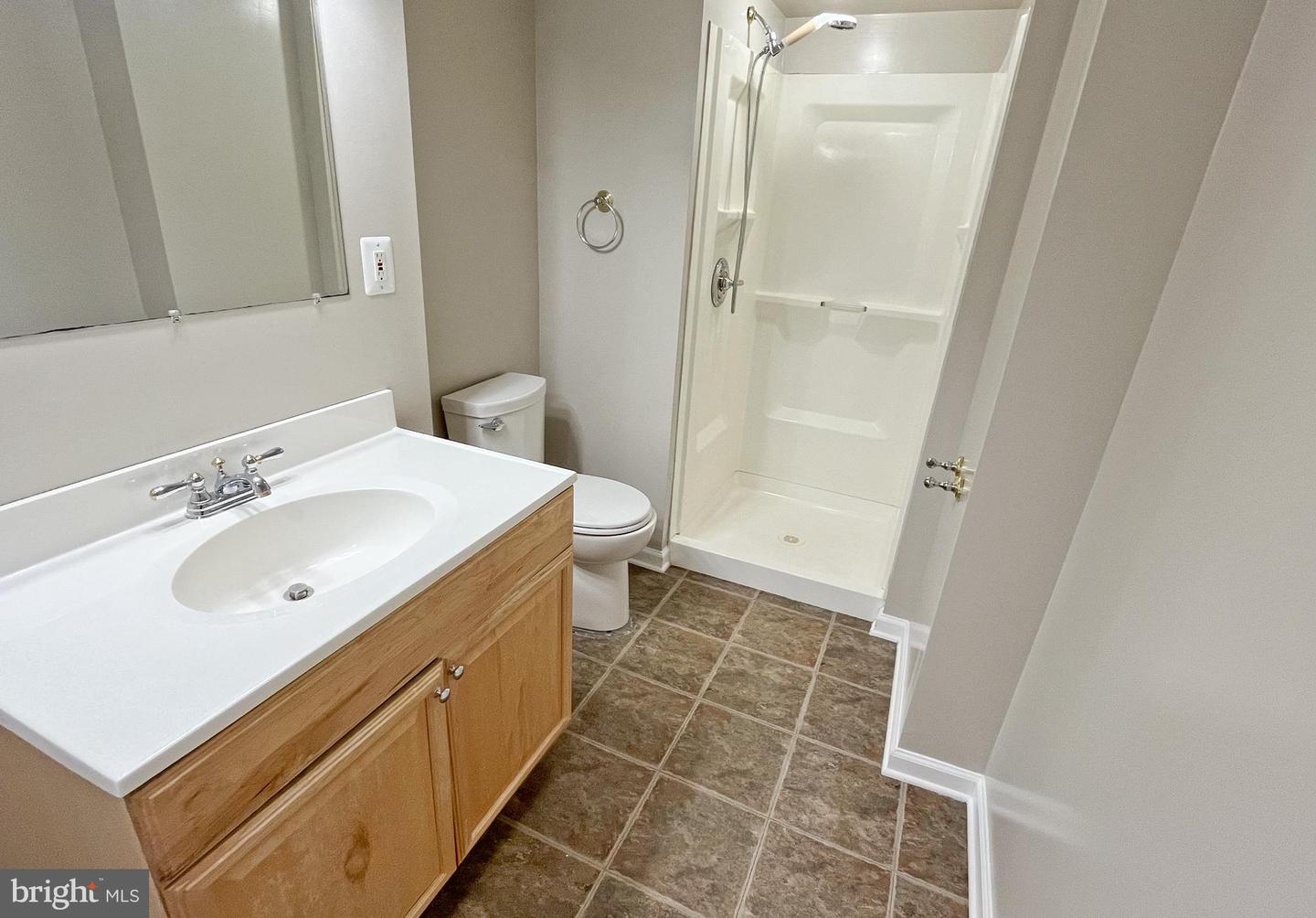 14608 CEDAR KNOLL DR, CENTREVILLE, Virginia 20120, 5 Bedrooms Bedrooms, ,5 BathroomsBathrooms,Residential,For sale,14608 CEDAR KNOLL DR,VAFX2237654 MLS # VAFX2237654