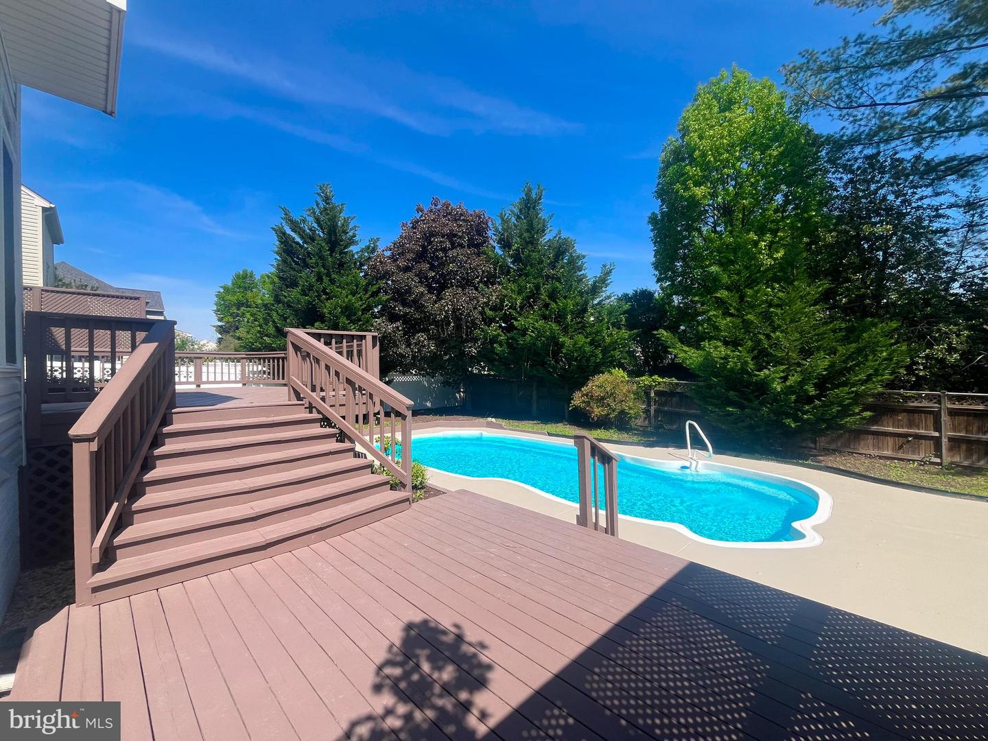 14608 CEDAR KNOLL DR, CENTREVILLE, Virginia 20120, 5 Bedrooms Bedrooms, ,5 BathroomsBathrooms,Residential,For sale,14608 CEDAR KNOLL DR,VAFX2237654 MLS # VAFX2237654