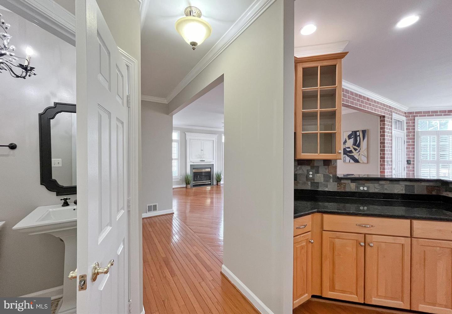14608 CEDAR KNOLL DR, CENTREVILLE, Virginia 20120, 5 Bedrooms Bedrooms, ,5 BathroomsBathrooms,Residential,For sale,14608 CEDAR KNOLL DR,VAFX2237654 MLS # VAFX2237654
