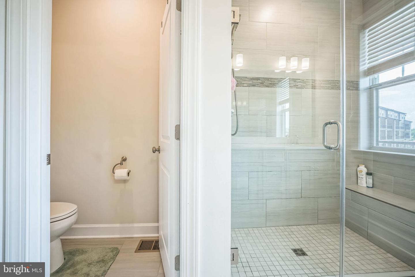 22528 WILSON VIEW TER, ASHBURN, Virginia 20148, 3 Bedrooms Bedrooms, ,2 BathroomsBathrooms,Residential,For sale,22528 WILSON VIEW TER,VALO2095188 MLS # VALO2095188