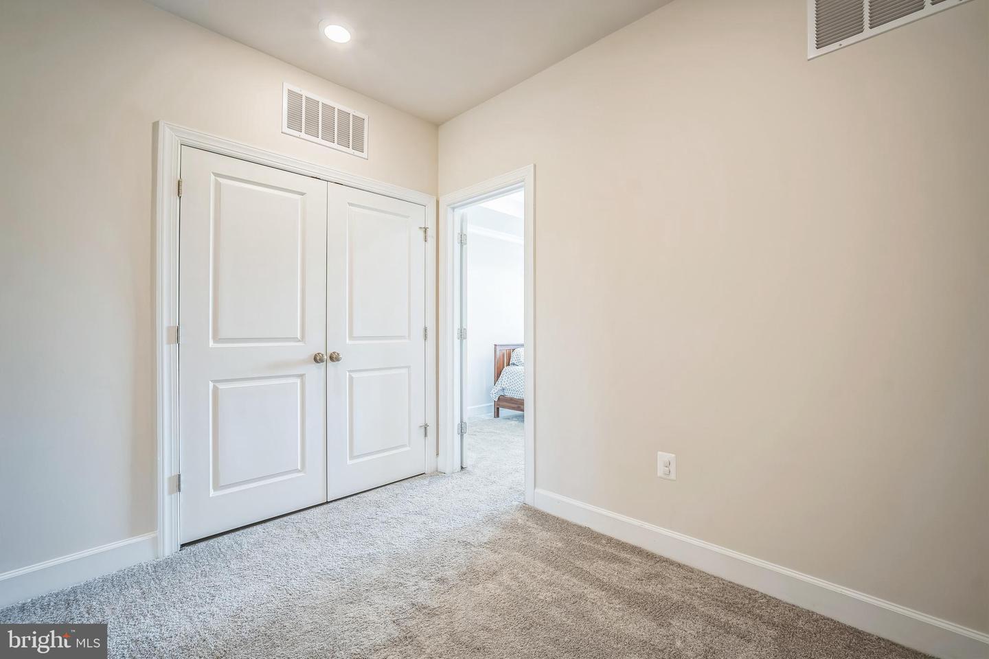 22528 WILSON VIEW TER, ASHBURN, Virginia 20148, 3 Bedrooms Bedrooms, ,2 BathroomsBathrooms,Residential,For sale,22528 WILSON VIEW TER,VALO2095188 MLS # VALO2095188