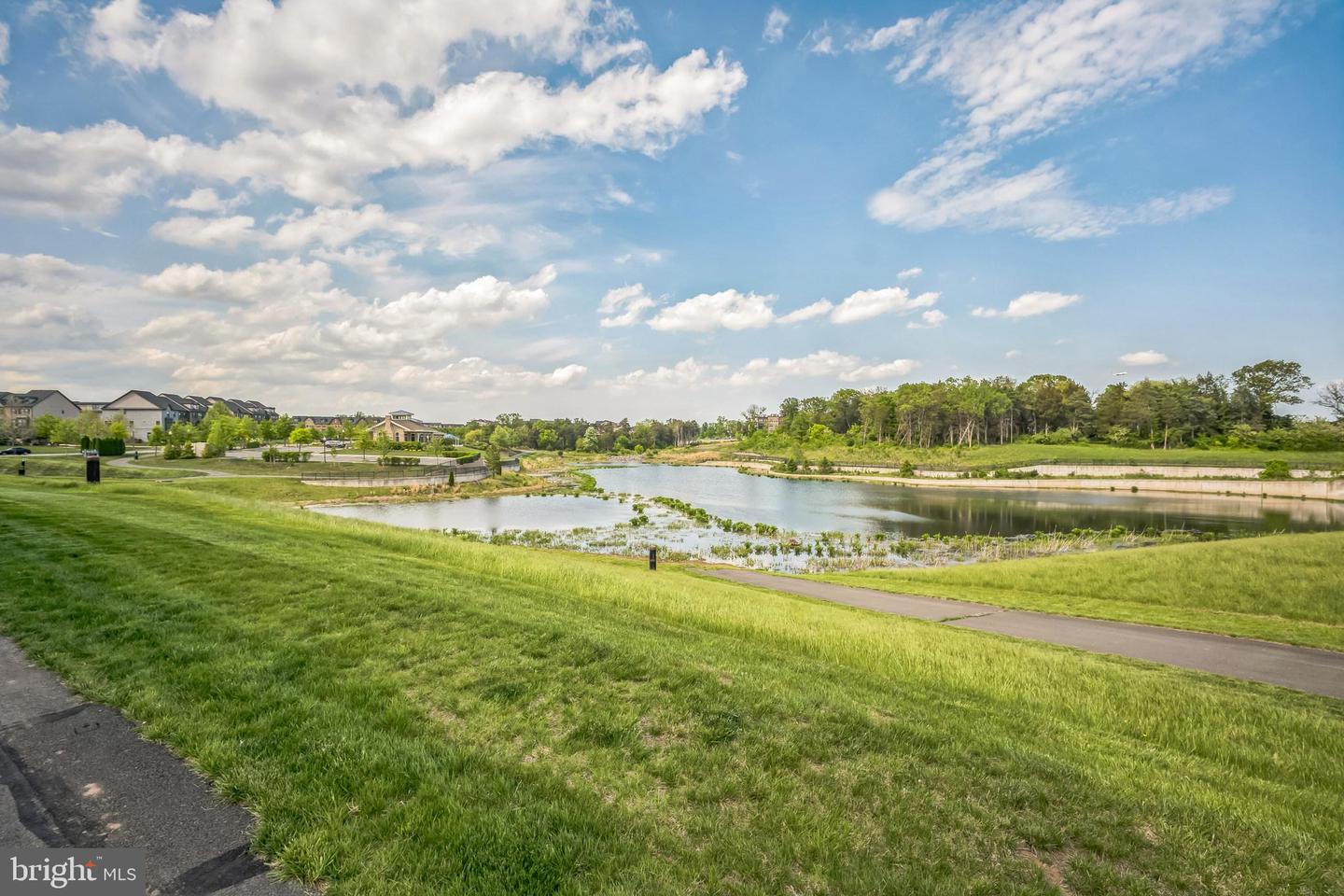 22528 WILSON VIEW TER, ASHBURN, Virginia 20148, 3 Bedrooms Bedrooms, ,2 BathroomsBathrooms,Residential,For sale,22528 WILSON VIEW TER,VALO2095188 MLS # VALO2095188
