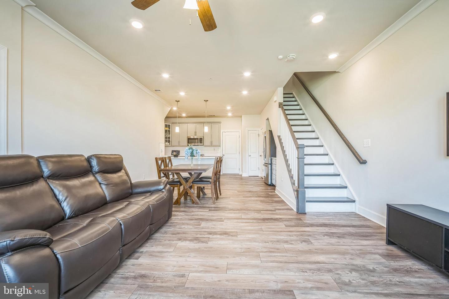 22528 WILSON VIEW TER, ASHBURN, Virginia 20148, 3 Bedrooms Bedrooms, ,2 BathroomsBathrooms,Residential,For sale,22528 WILSON VIEW TER,VALO2095188 MLS # VALO2095188