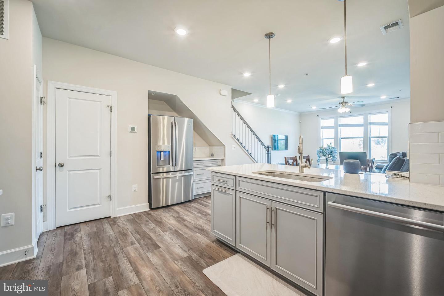 22528 WILSON VIEW TER, ASHBURN, Virginia 20148, 3 Bedrooms Bedrooms, ,2 BathroomsBathrooms,Residential,For sale,22528 WILSON VIEW TER,VALO2095188 MLS # VALO2095188