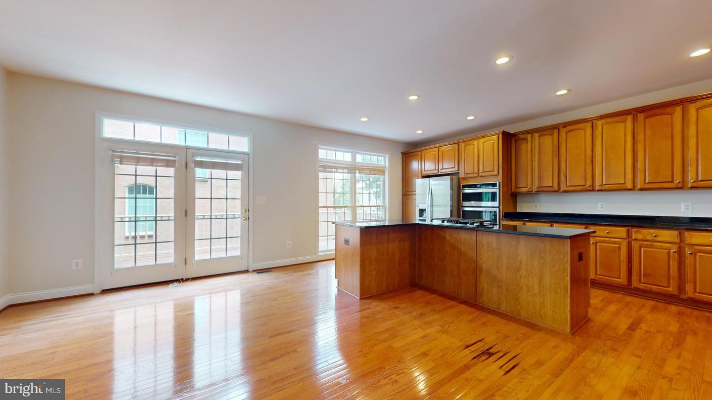 5459 SERVICEBERRY ST, CENTREVILLE, Virginia 20120, 3 Bedrooms Bedrooms, ,3 BathroomsBathrooms,Residential,For sale,5459 SERVICEBERRY ST,VAFX2237702 MLS # VAFX2237702