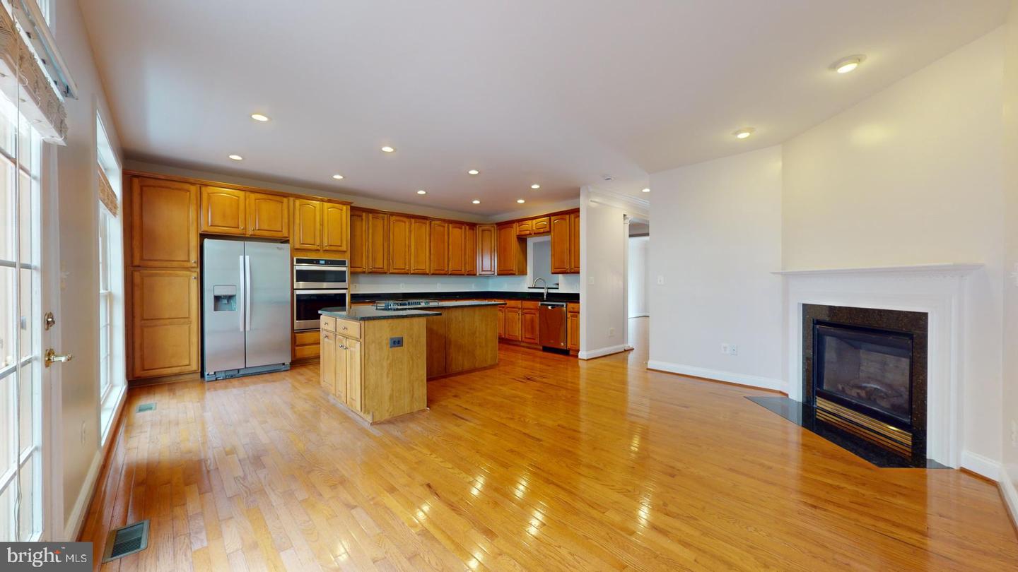 5459 SERVICEBERRY ST, CENTREVILLE, Virginia 20120, 3 Bedrooms Bedrooms, ,3 BathroomsBathrooms,Residential,For sale,5459 SERVICEBERRY ST,VAFX2237702 MLS # VAFX2237702