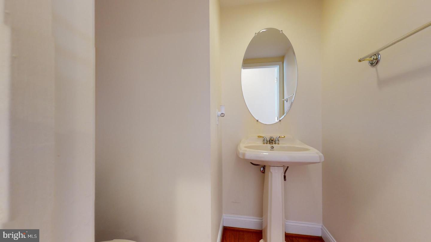 5459 SERVICEBERRY ST, CENTREVILLE, Virginia 20120, 3 Bedrooms Bedrooms, ,3 BathroomsBathrooms,Residential,For sale,5459 SERVICEBERRY ST,VAFX2237702 MLS # VAFX2237702
