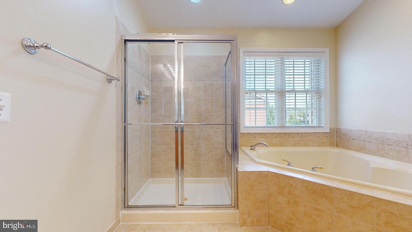 5459 SERVICEBERRY ST, CENTREVILLE, Virginia 20120, 3 Bedrooms Bedrooms, ,3 BathroomsBathrooms,Residential,For sale,5459 SERVICEBERRY ST,VAFX2237702 MLS # VAFX2237702