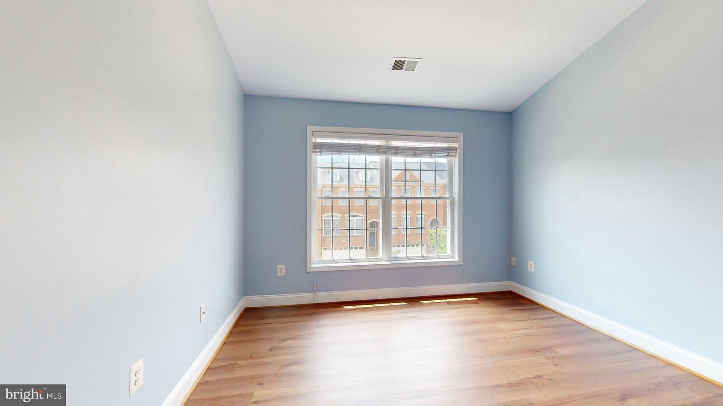 5459 SERVICEBERRY ST, CENTREVILLE, Virginia 20120, 3 Bedrooms Bedrooms, ,3 BathroomsBathrooms,Residential,For sale,5459 SERVICEBERRY ST,VAFX2237702 MLS # VAFX2237702