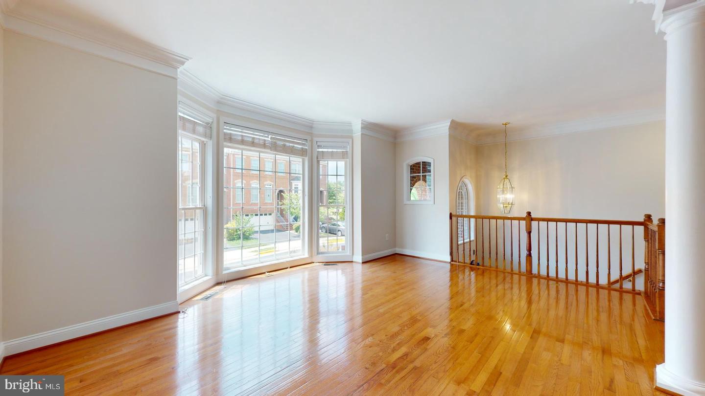 5459 SERVICEBERRY ST, CENTREVILLE, Virginia 20120, 3 Bedrooms Bedrooms, ,3 BathroomsBathrooms,Residential,For sale,5459 SERVICEBERRY ST,VAFX2237702 MLS # VAFX2237702