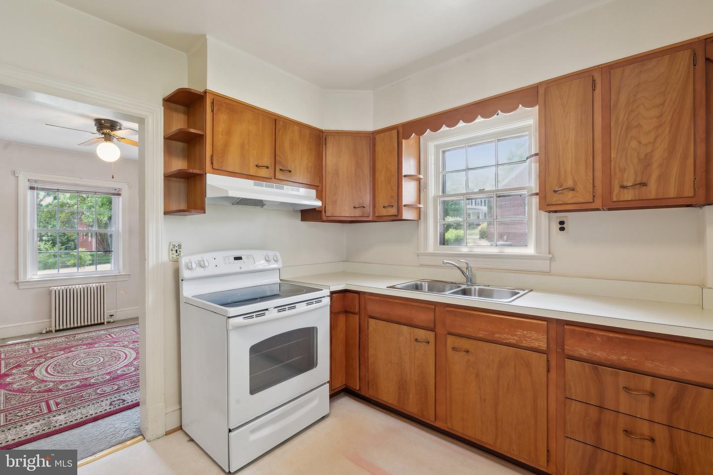 2900 FRANKLIN ST, ALEXANDRIA, Virginia 22306, 2 Bedrooms Bedrooms, ,1 BathroomBathrooms,Residential,For sale,2900 FRANKLIN ST,VAFX2237714 MLS # VAFX2237714