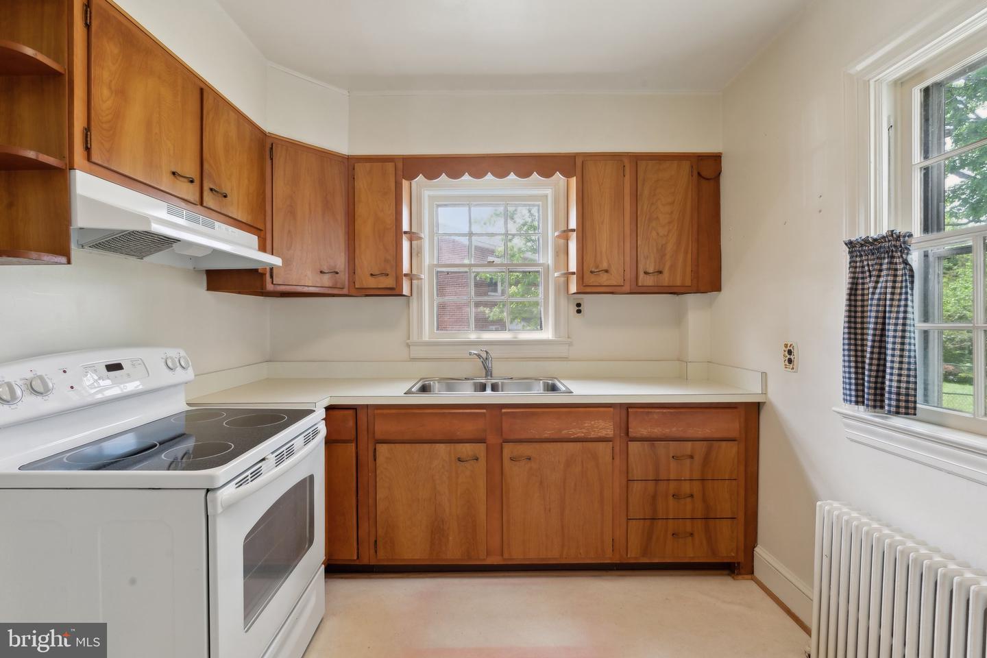 2900 FRANKLIN ST, ALEXANDRIA, Virginia 22306, 2 Bedrooms Bedrooms, ,1 BathroomBathrooms,Residential,For sale,2900 FRANKLIN ST,VAFX2237714 MLS # VAFX2237714