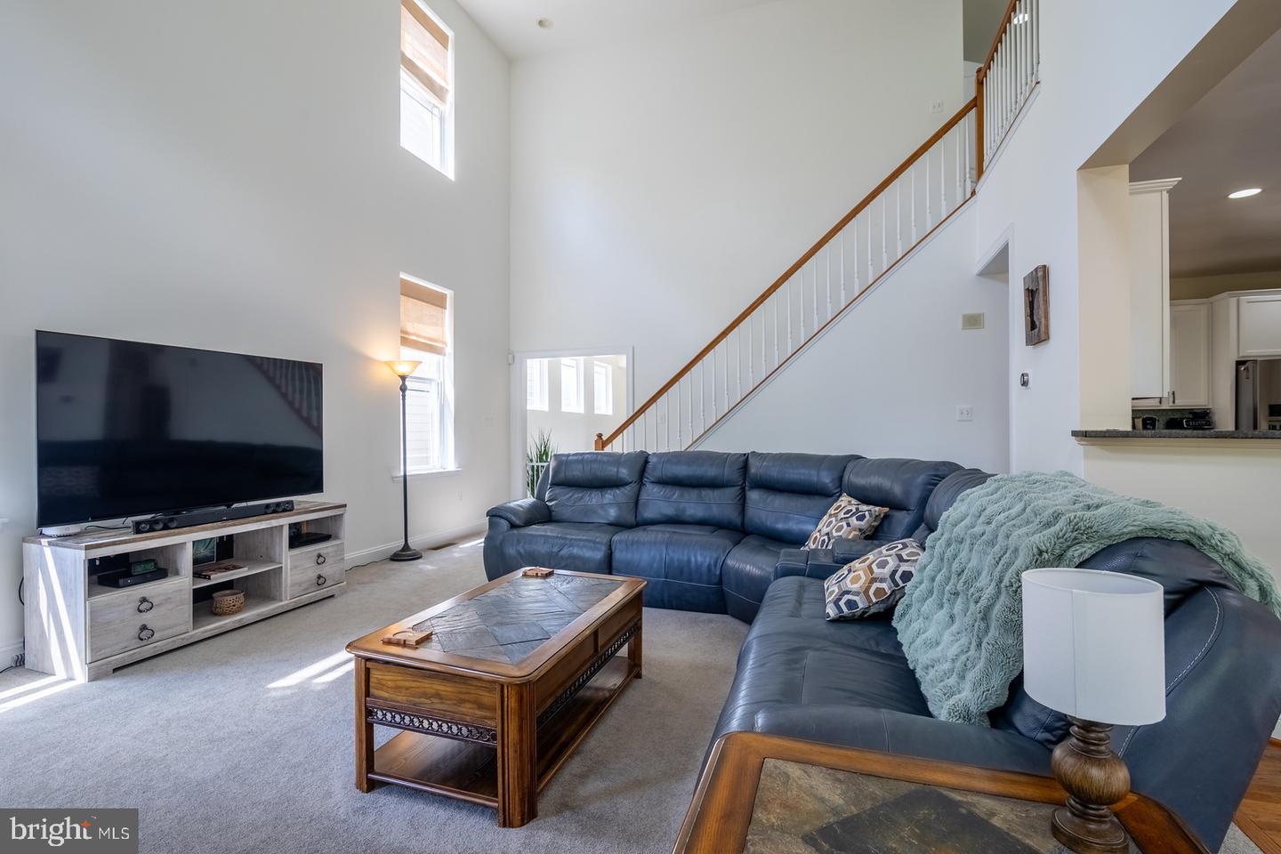 286 ARIEL DR NE, LEESBURG, Virginia 20176, 5 Bedrooms Bedrooms, ,3 BathroomsBathrooms,Residential,For sale,286 ARIEL DR NE,VALO2095148 MLS # VALO2095148